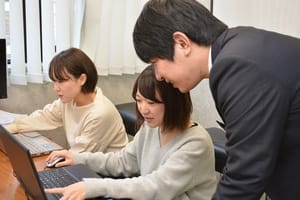 株式会社 エムトラッド