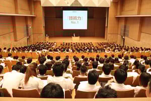 株式会社 夢真ホールディングス