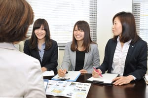 セコム株式会社