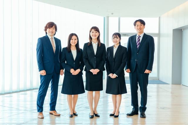 株式会社ログラス