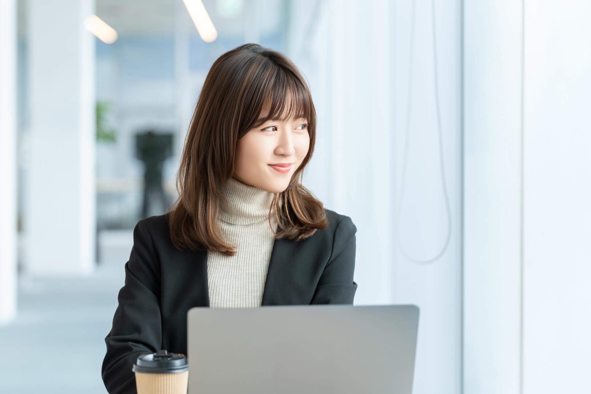 沖縄セルラー電話株式会社